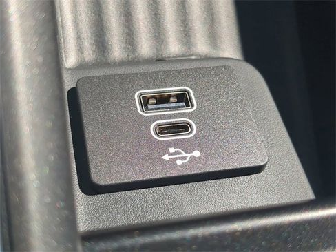 New 2025 Ford Expedition Max Active image 15