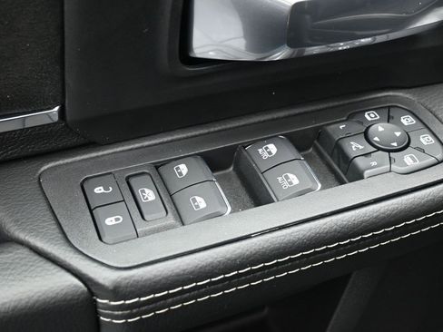 New 2026 RAM 2500 Laramie w/ Night Edition image 18