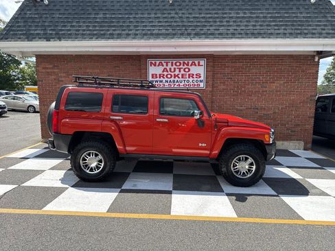 Used 2008 HUMMER H3 Alpha image 2