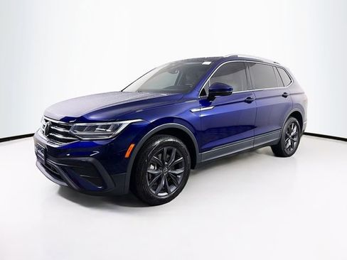 Used 2022 Volkswagen Tiguan SE AWD/4WD image 3