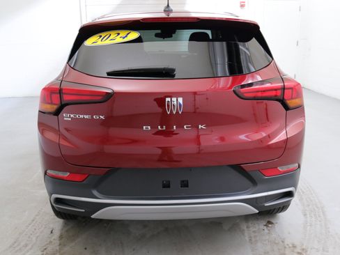 Used 2024 Buick Encore GX Preferred w/ Comfort Package image 8