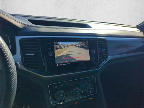 Used 2023 Volkswagen Atlas Cross Sport SEL Premium R-Line image 9