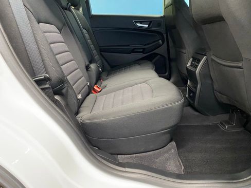 Used 2024 Ford Edge SE w/ Black Appearance Package image 41