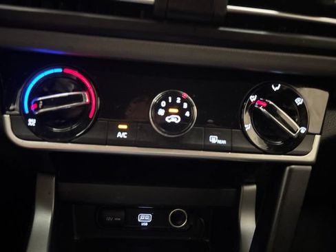 Certified 2021 Kia Seltos LX AWD/4WD image 19
