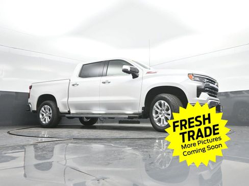 Used 2022 Chevrolet Silverado 1500 LTZ w/ LTZ Premium Package image 41
