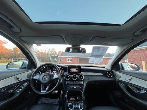 Used 2015 Mercedes-Benz C 300 Sedan image 15