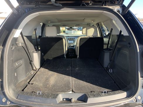 Used 2018 Ford Explorer Platinum image 34