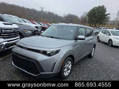 Used 2023 Kia Soul LX w/ LX Technology Package image 1