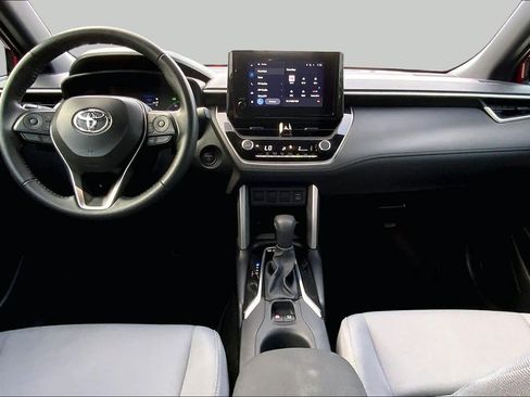 Used 2025 Toyota Corolla Cross AWD Hybrid image 15