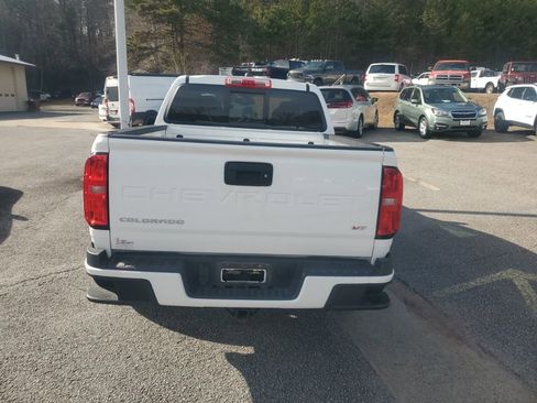 Used 2021 Chevrolet Colorado LT w/ LT Convenience Package image 9