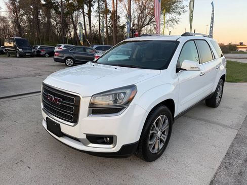 Used 2016 GMC Acadia SLT FWD image 2