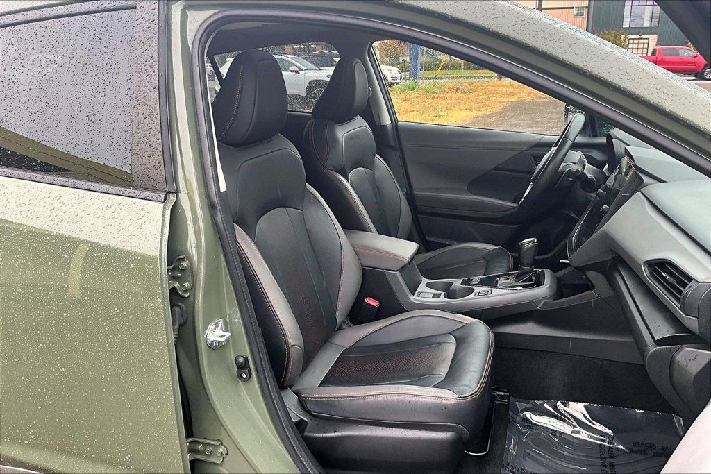 Used 2024 Subaru Crosstrek 2.5i Limited w/ Crosstrek Mirror Package AWD/4WD image 10
