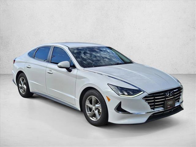 Used 2023 Hyundai Sonata SE w/ Preferred Accessory Package FWD image 3
