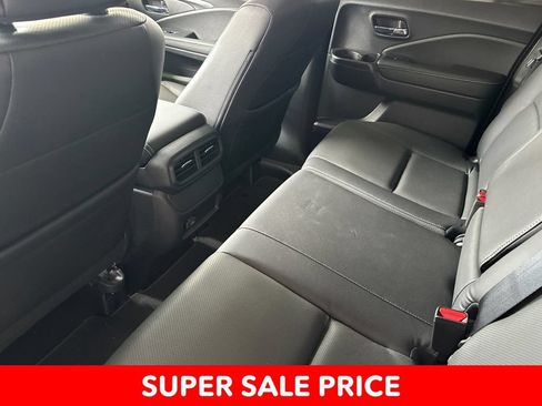 Used 2025 Honda Ridgeline RTL image 11