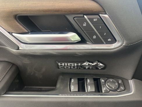 New 2026 Chevrolet Silverado 1500 High Country w/ Technology Package AWD/4WD image 21