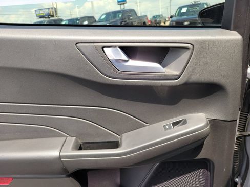 Certified 2023 Ford Escape ST-Line w/ Tech Pack #1 FWD image 15