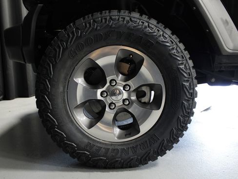 Used 2022 Jeep Wrangler Unlimited Sport AWD/4WD image 19