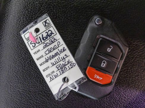 Used 2022 Jeep Wrangler Unlimited Sport AWD/4WD image 29
