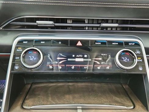 Used 2023 Genesis GV80 2.5T w/ Prestige Package image 49