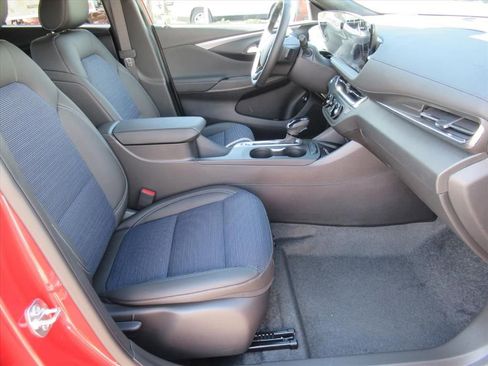 New 2026 Buick Envista Sport Touring w/ Convenience I Package FWD image 9