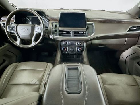 Used 2021 Chevrolet Suburban Z71 w/ Z71 Off-Road Package image 17