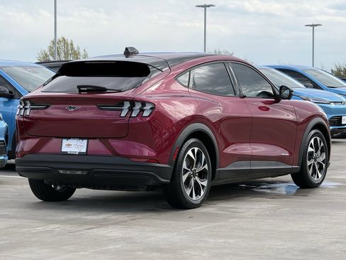 Used 2025 Ford Mustang Mach-E Select image 5