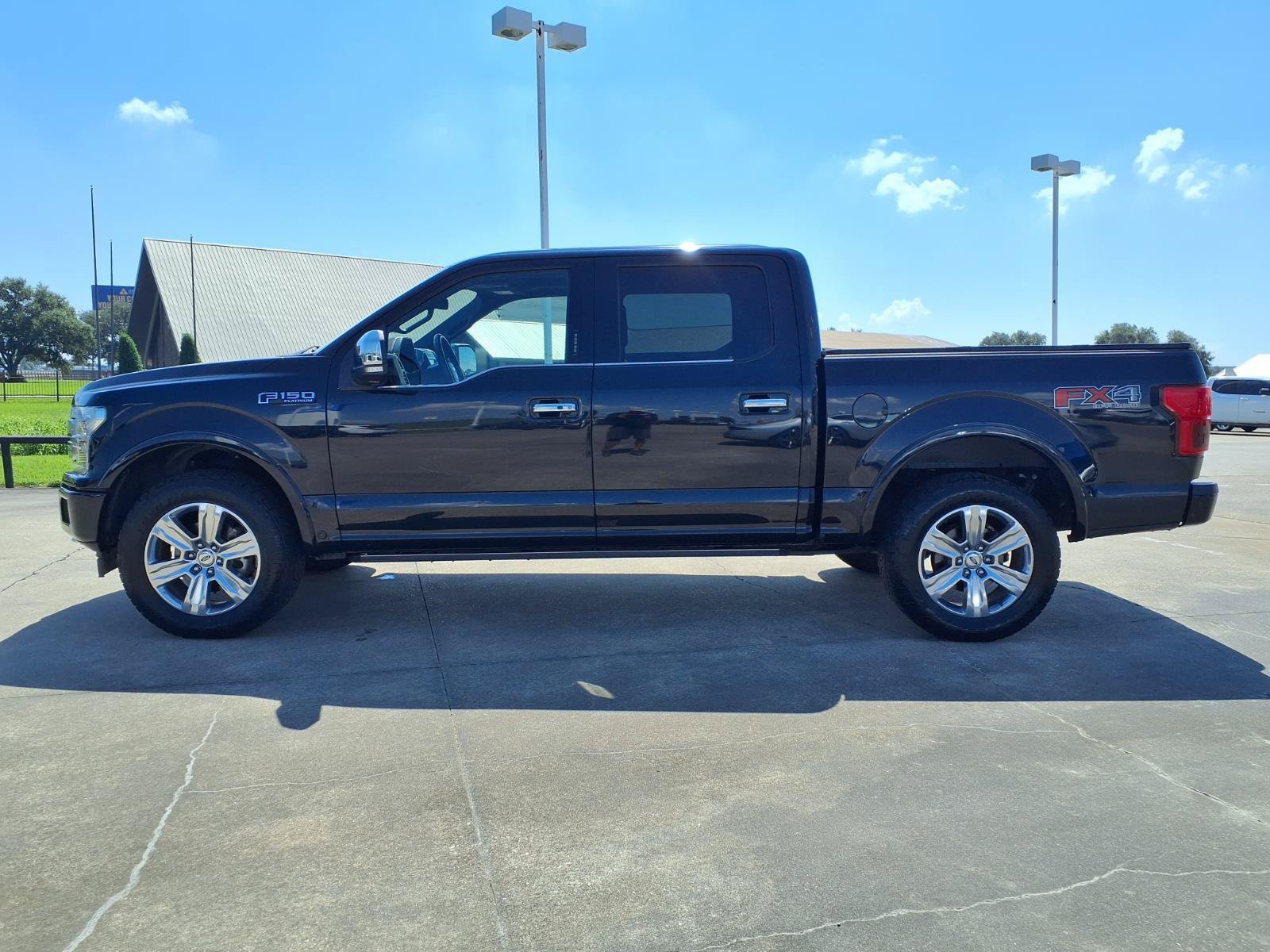 Used 2020 Ford F150 Platinum w/ Equipment Group 701A Luxury AWD/4WD image 9