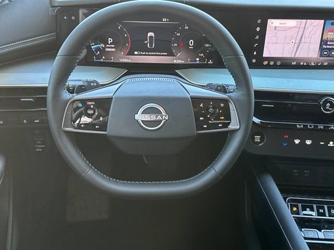 Used 2025 Nissan Murano SL AWD/4WD image 14