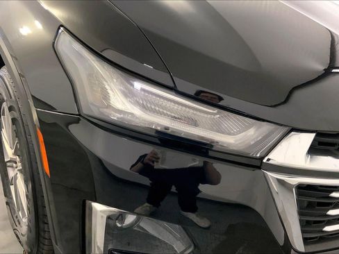 Used 2023 Chevrolet Traverse LT image 27
