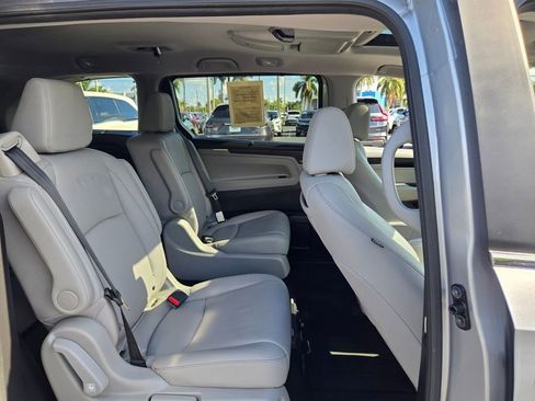 Used 2024 Honda Odyssey Touring image 19