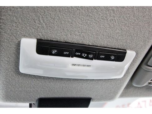 New 2025 Nissan Kicks Play S image 21