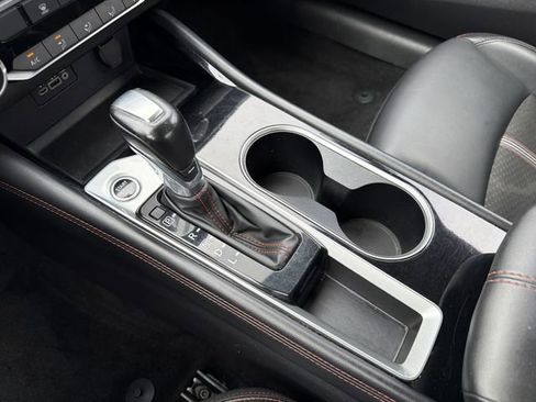 Certified 2024 Nissan Altima 2.5 SR image 10