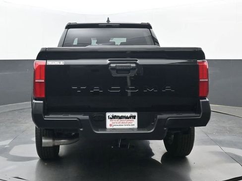 Used 2026 Toyota Tacoma SR image 18