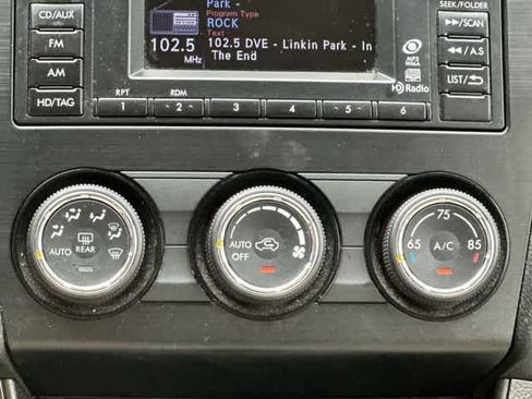 Used 2013 Subaru Crosstrek 2.0i Limited AWD/4WD image 12
