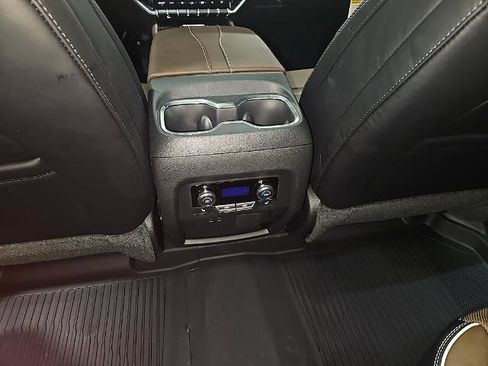 New 2026 GMC Acadia Denali Ultimate w/ LPO, All-Weather Package image 21