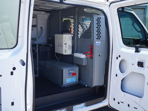 Used 2011 Ford E-250 and Econoline 250 w/ PWR Group RWD image 18