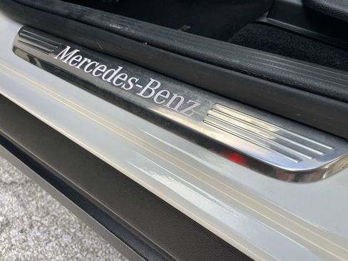 Used 2022 Mercedes-Benz GLC 300 4MATIC image 39