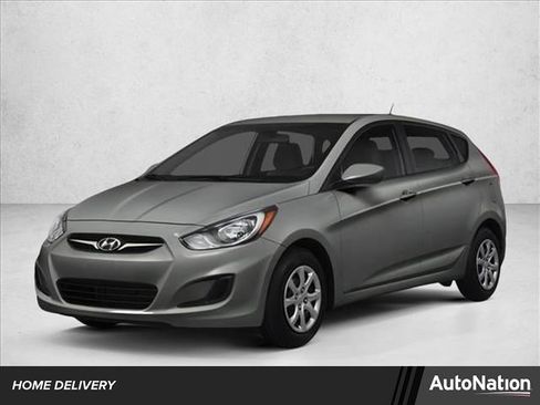 Used 2014 Hyundai Accent SE image 1