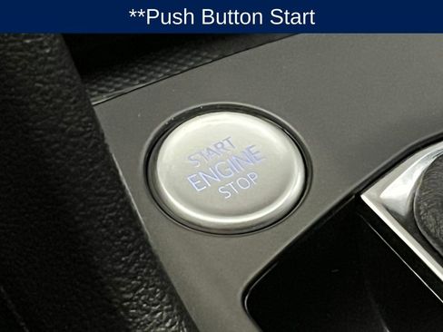 Used 2022 Volkswagen Taos SE image 14