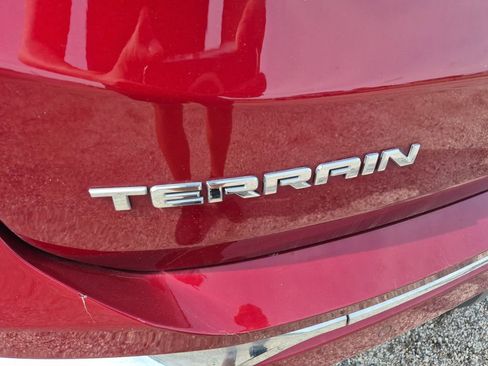 Used 2018 GMC Terrain Denali w/ Advanced Safety Package FWD image 29