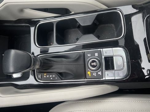 Used 2020 Kia Telluride EX w/ EX Premium Package image 13