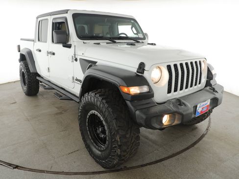 Used 2020 Jeep Gladiator Sport w/ Quick Order Package 24S AWD/4WD image 3