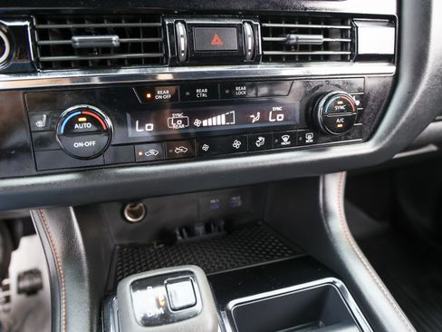 Used 2024 Nissan Pathfinder Rock Creek AWD/4WD image 26