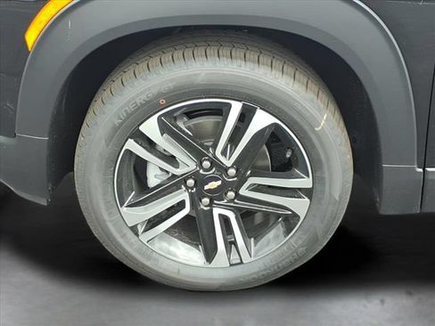 New 2026 Chevrolet TrailBlazer LT w/ Driver Confidence Package FWD image 24