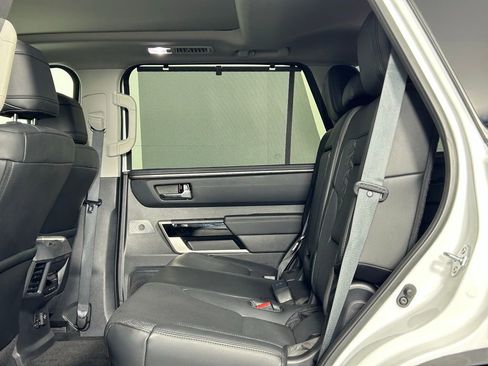 Used 2024 Toyota Sequoia Limited image 20