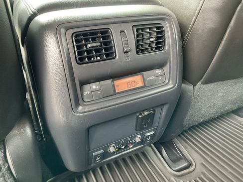 Used 2014 Nissan Pathfinder Platinum w/ Platinum Premium Package image 25