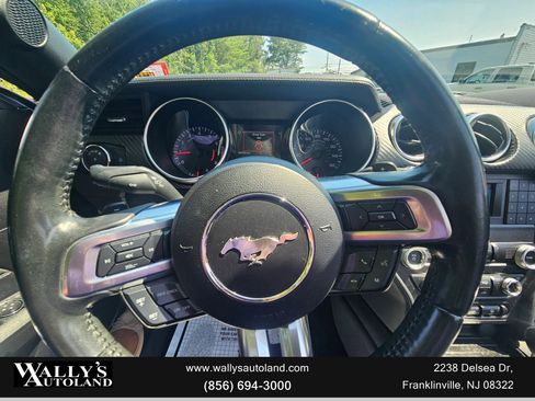 Used 2019 Ford Mustang Convertible image 38