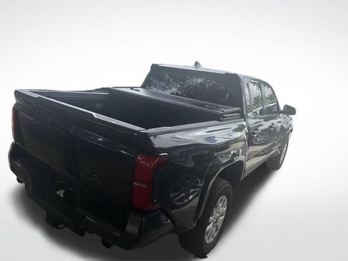 Used 2025 Toyota Tacoma SR5 RWD image 7