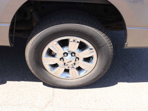 Used 2012 Ford F150 XLT w/ XLT Chrome Pkg AWD/4WD image 9