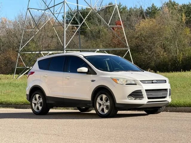 Used 2014 Ford Escape SE FWD image 1